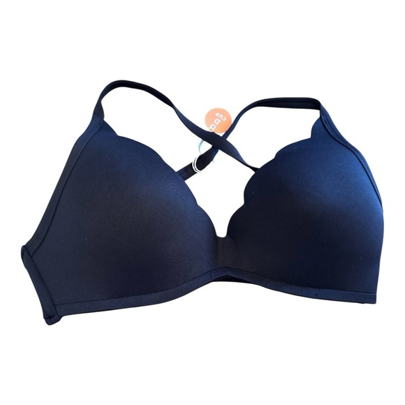 Seafolly Petal Edge triangle D cup bikini top in black NWT - Picture 3 of 9